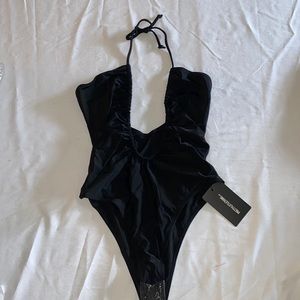 Black Scoop Neck Ruched Swimsuit